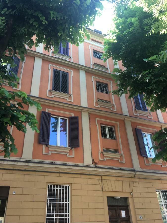 Oriani 20 Apartment Bologna Ngoại thất bức ảnh