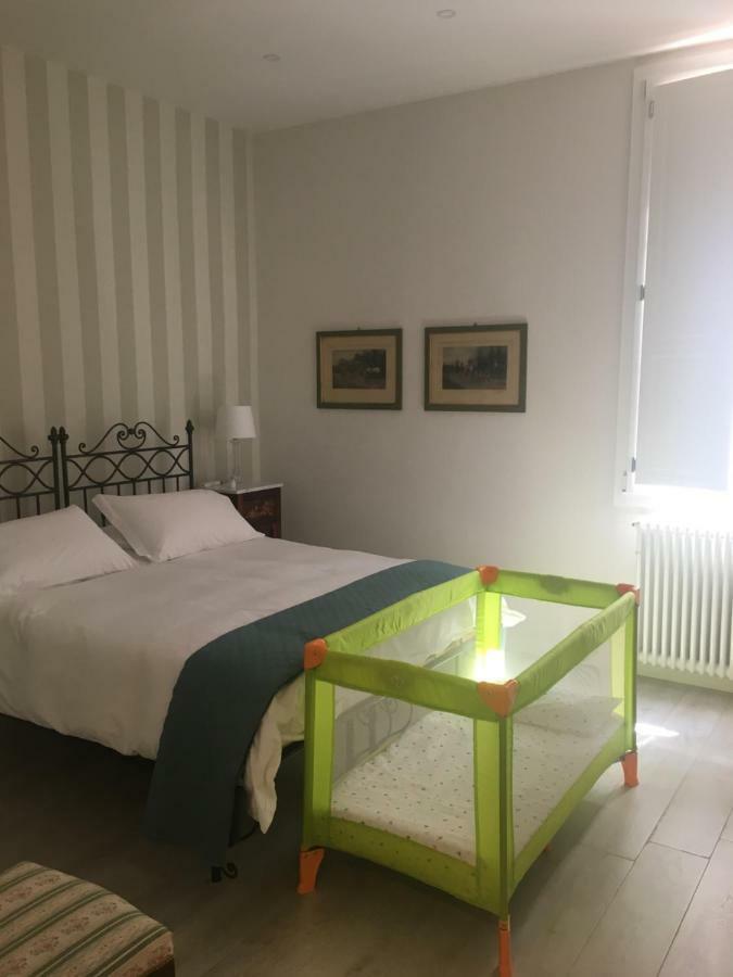 Oriani 20 Apartment Bologna Ngoại thất bức ảnh